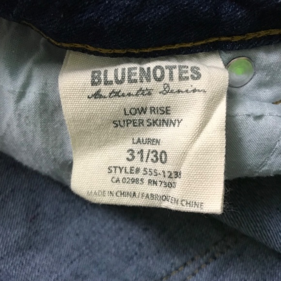 Bluenotes Denim Shorts Size 31/30 Washed Out Low Rise Super Skinny - Picture 7 of 7